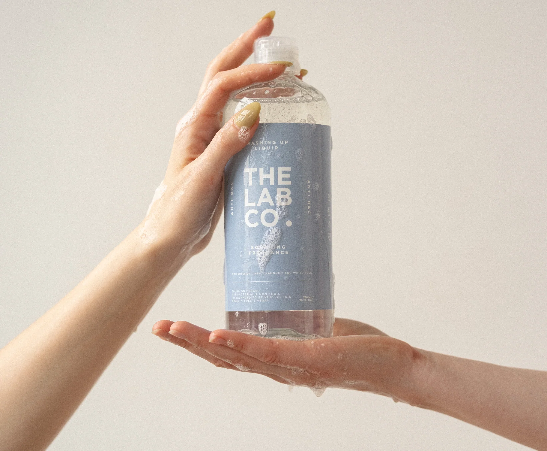 Soothing Washing Up Liquid 750ml - Image 4